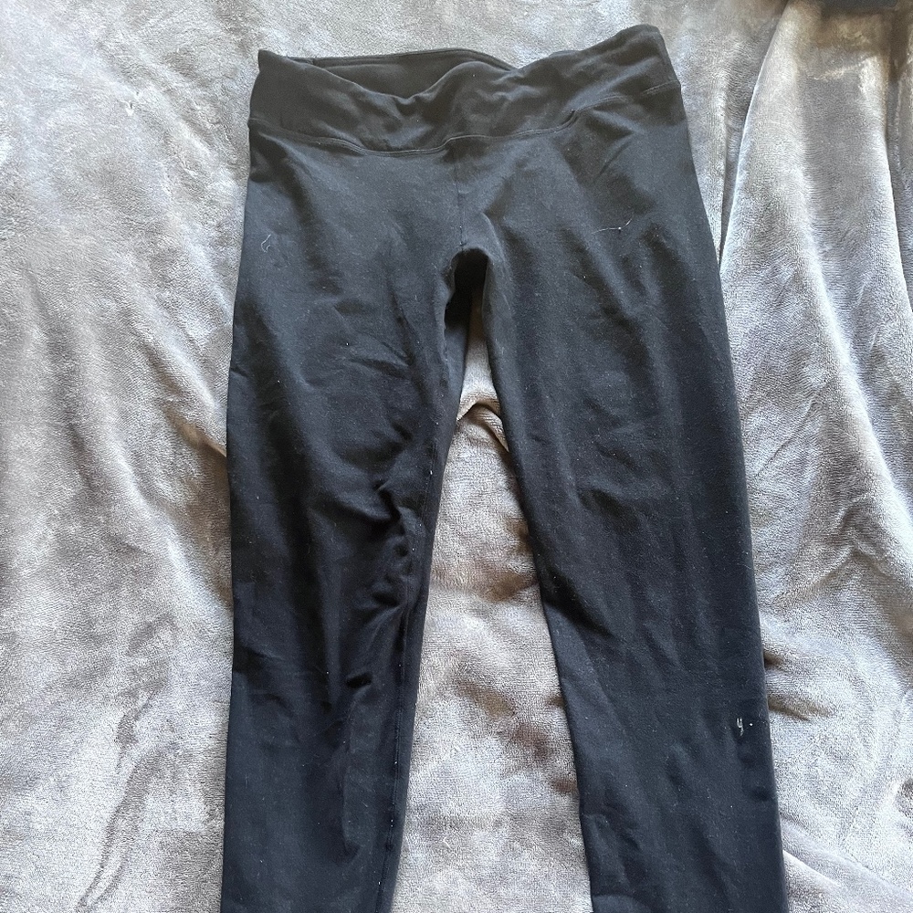 Black Fabletics Leggings